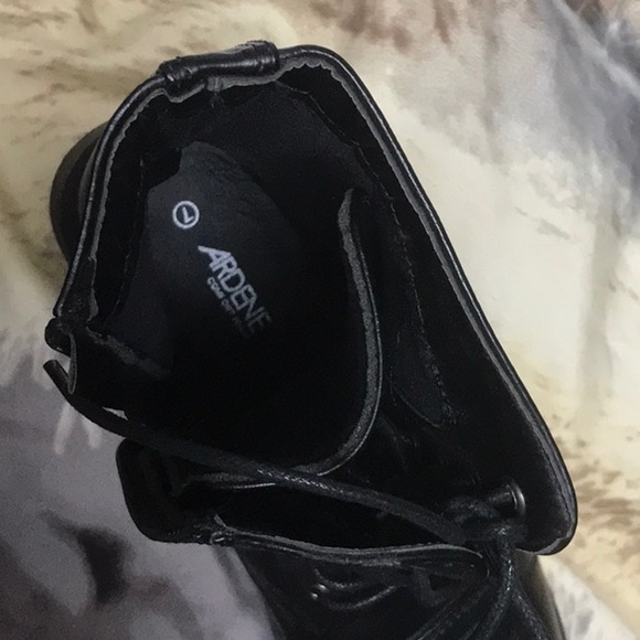 Ardene zip up boots NEW - Picture 5 of 7